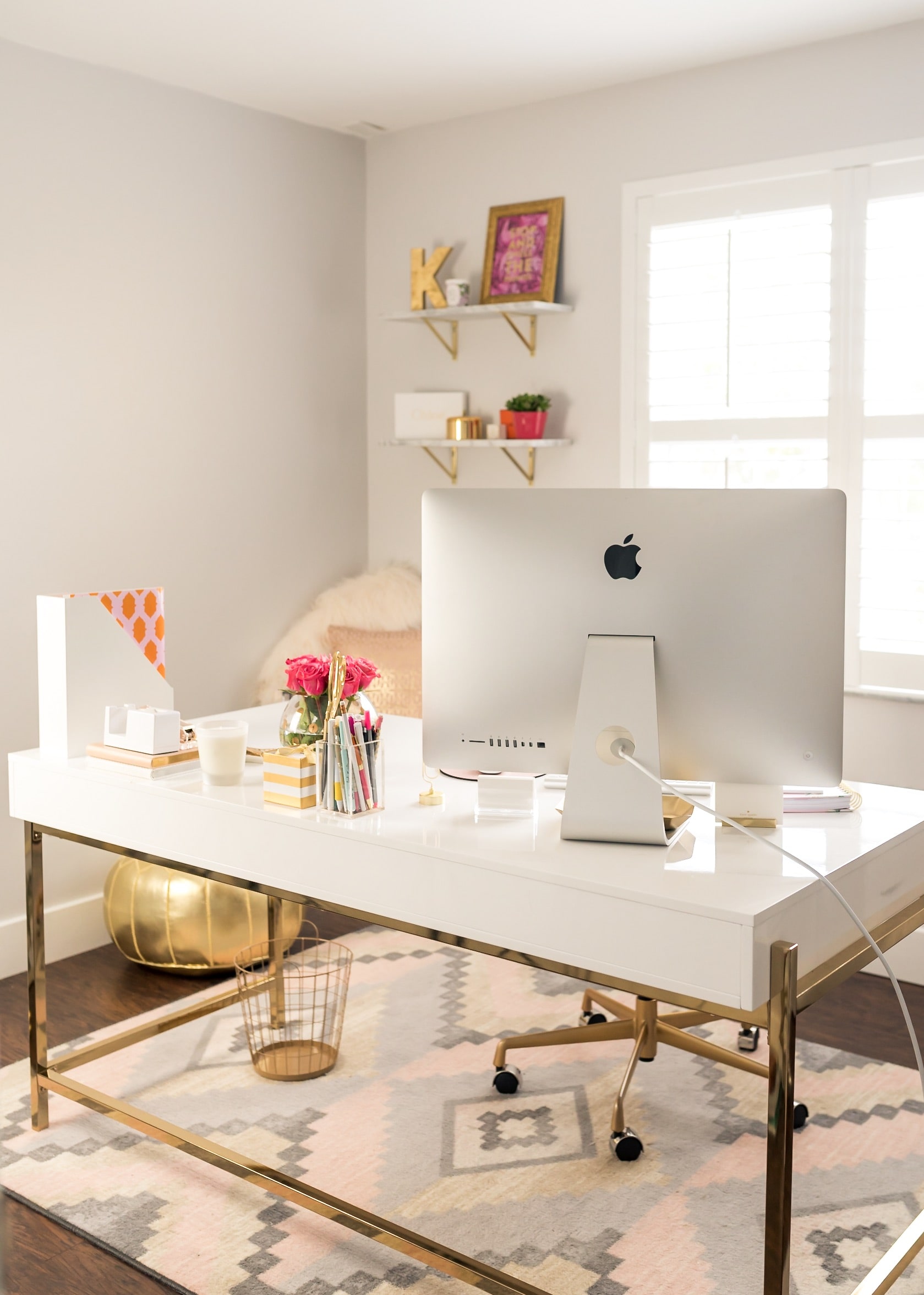 16 Modern Home Office Ideas for Women (With Small Spaces)